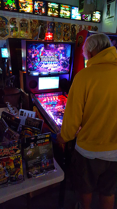10-21-18: October Knockout Tournament, Brian Leuthner playing Total Nuclear Annihilation pinball in the final round.