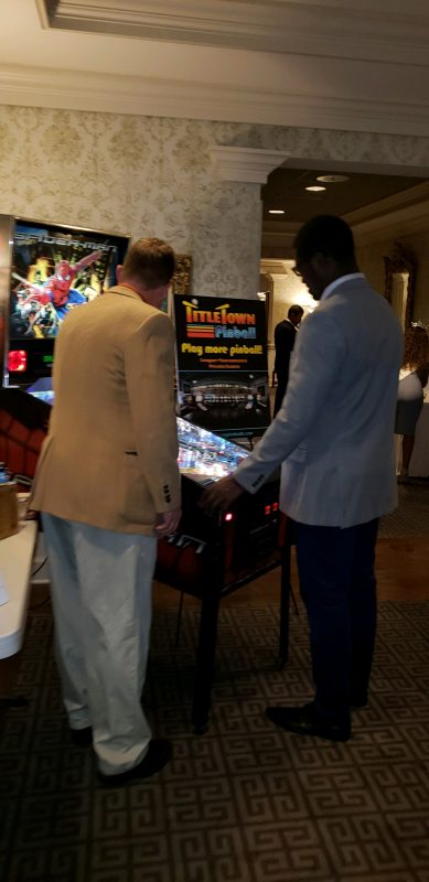 Green Bay Packers Tutorial Playing Spiderman Pinball at Touchdowns for Hope 10-5-18.