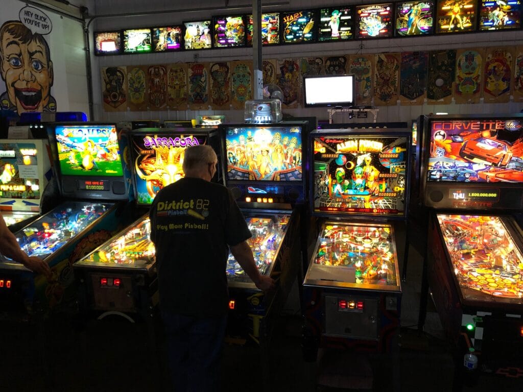 Brian Leuthner Playing Dr Who Pinball Arcade Machine Green Bay, WI
