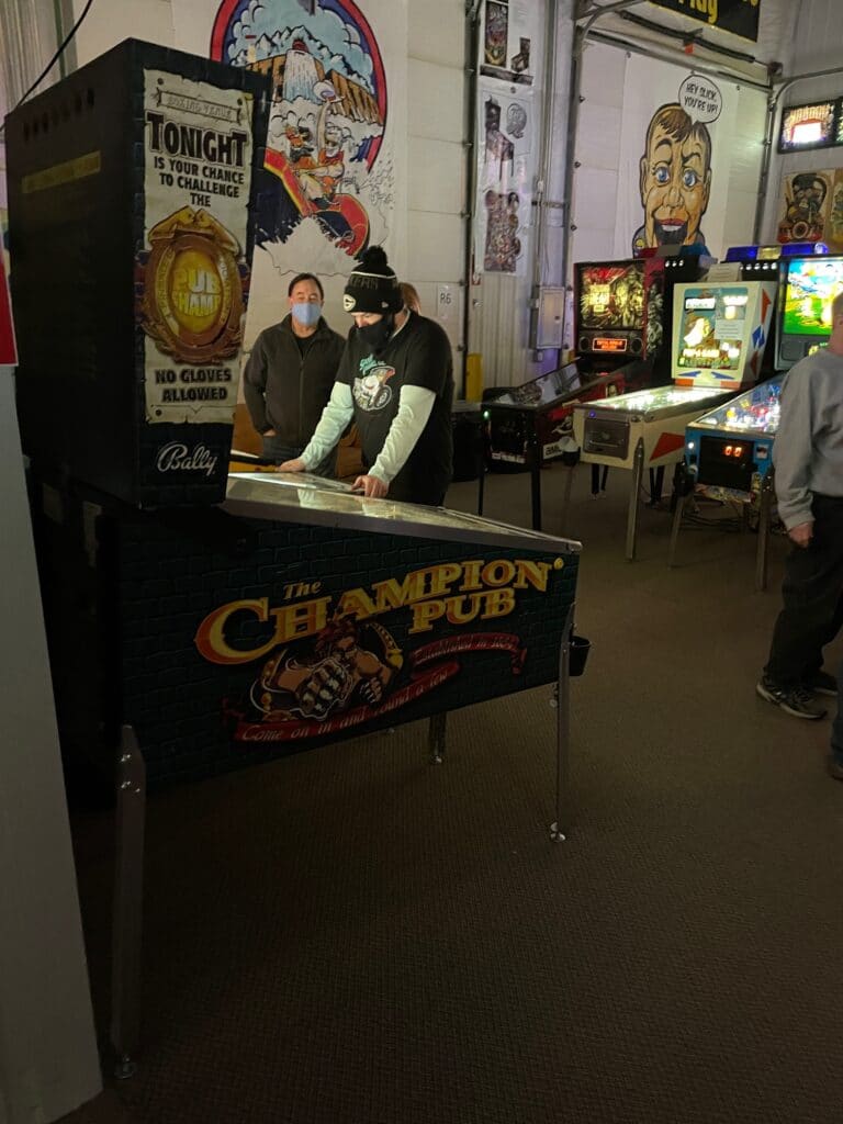 Champion Pub Arcade Pinball Machine De Pere,Wisconsin