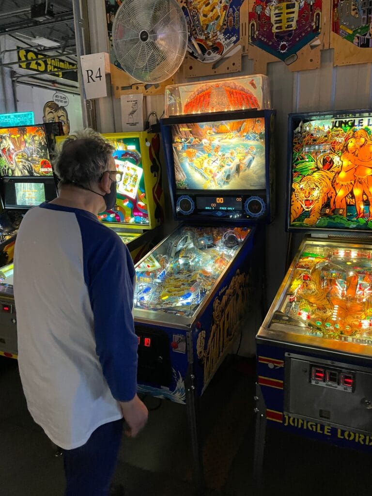 Whitewater arcade pinball machine De Pere, Wisconsin