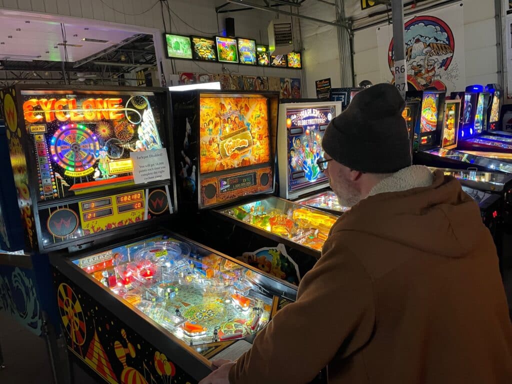 Mike Shlumpf Flintstones Pinball Machine