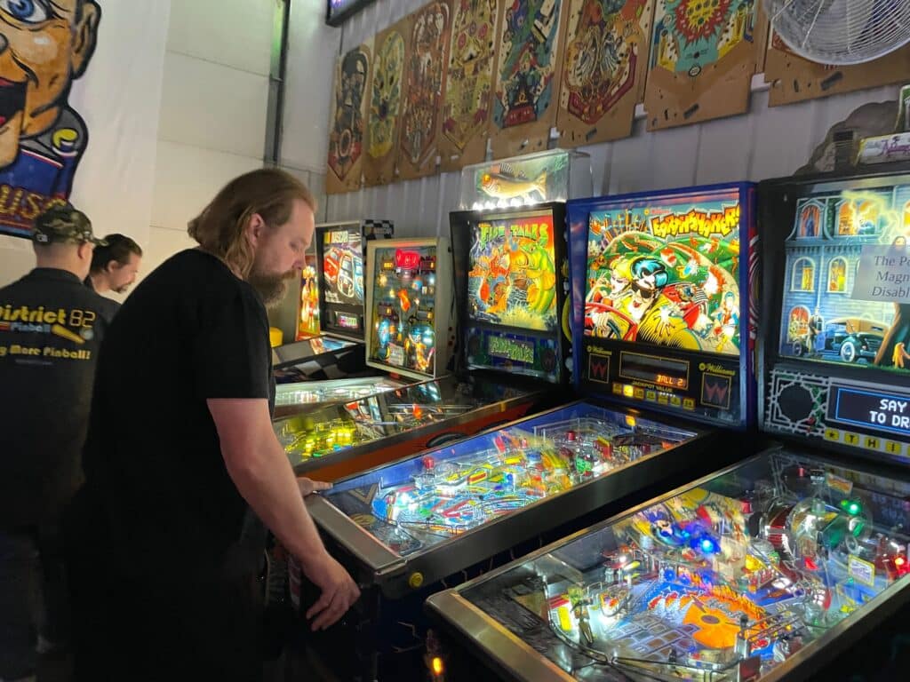 Andy Kasten Earthshaker Pinball Machine