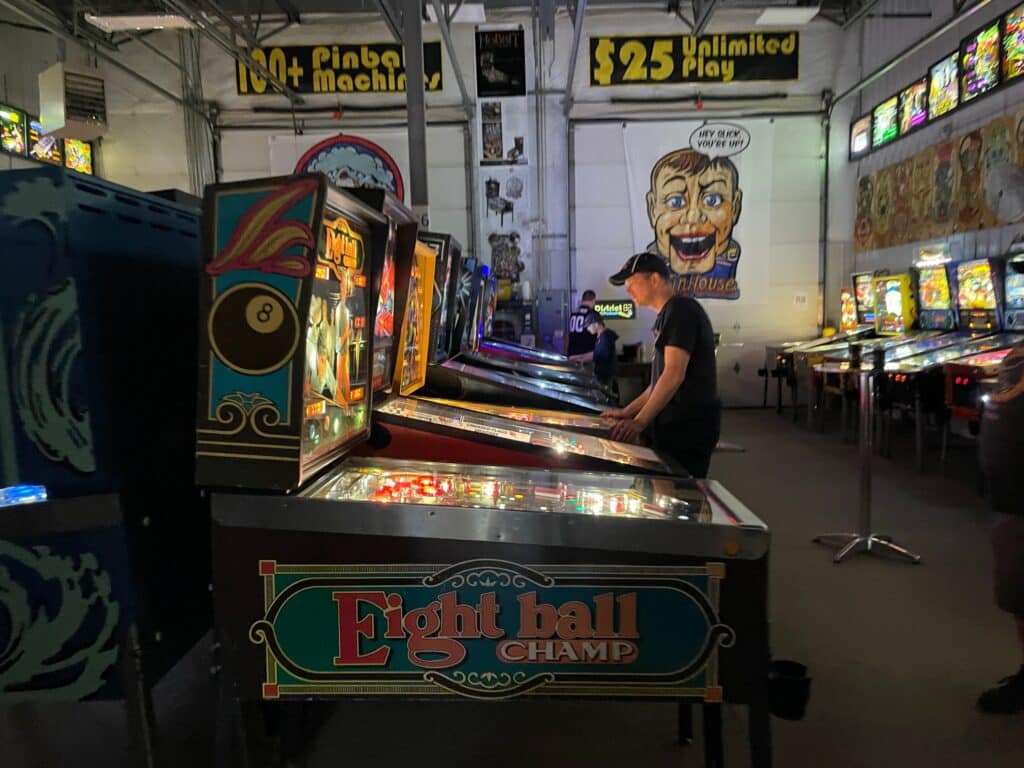 pinball tournament picture