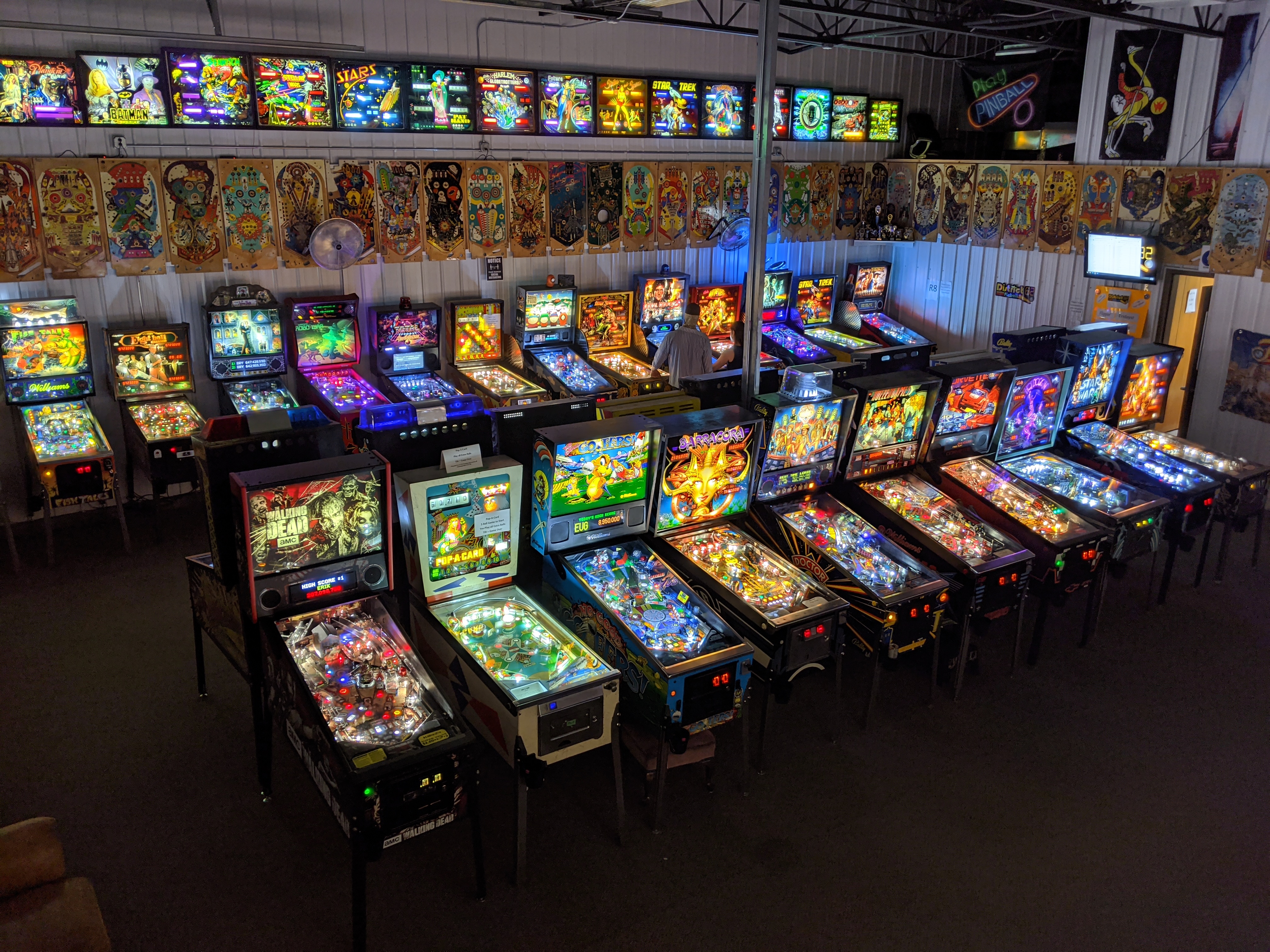 Free play pinball arcade in Wisconsin at District 82 Pinball